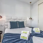 Vivi Homes - Terra Higueron Luxury, Terrace & Pool