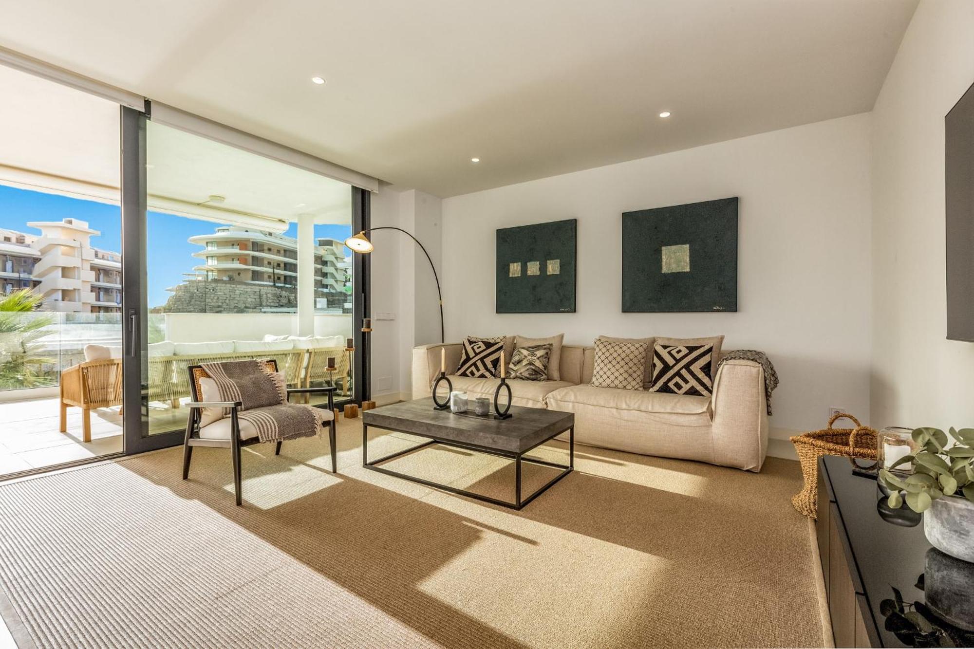 Huoneisto Vivi Homes - Terra Higueron Luxury, Terrace & Pool *