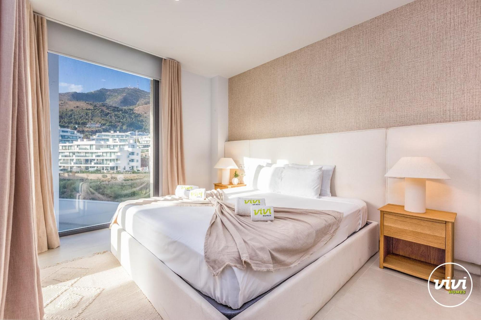 Apartment Vivi Homes - Terra Higueron Luxury, Terrace & Pool *